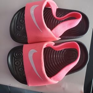 Nike slides